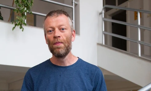 Nový výzkumný projekt SenDiSo transformuje průmysl a zdravotnictví skrze inovativní senzory