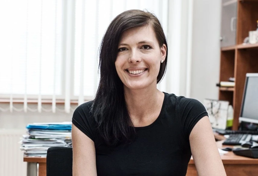 <ul>
<li><strong>Foto:</strong> VŠCHT: Zkoumáme mykotoxiny, abychom lépe rozuměli tomu, kdy v potravinách představují riziko</li>
</ul>
