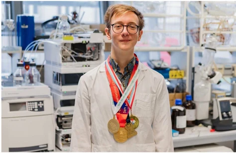 Ze střední rovnou do druháku na VŠCHT a k výzkumu nových léčiv