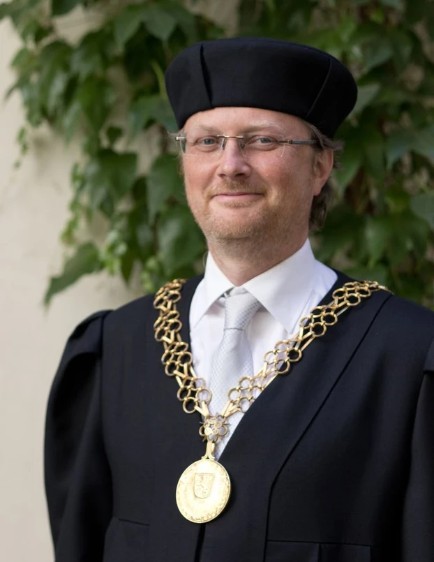 VŠCHT: prof. Ing. David Kubička, Ph.D., MBA (Proděkan pro styk s průmyslem a zahraniční styky)