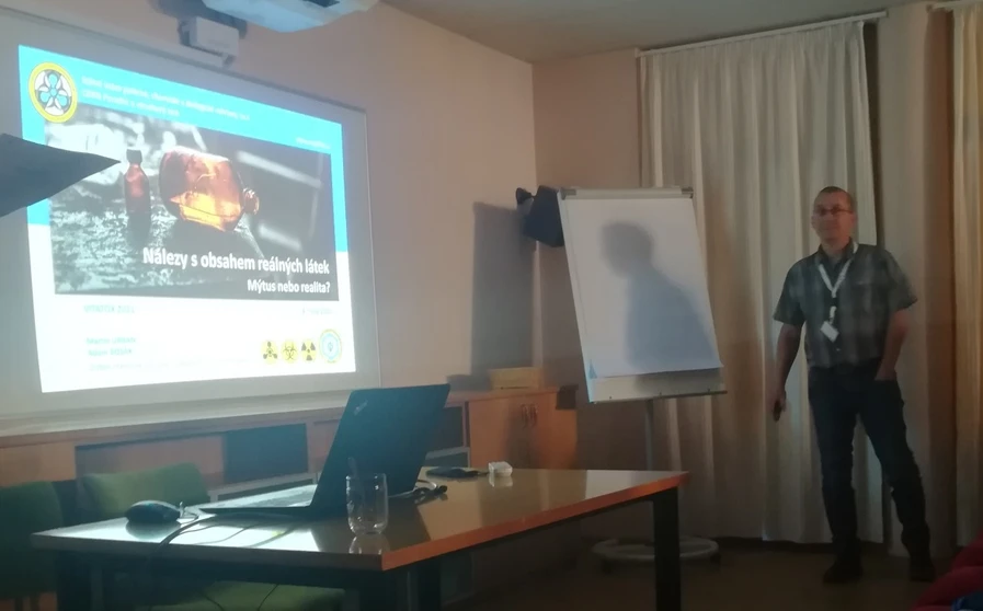 Vitatox 2021: CBRN nálezy s obsahem reálných látek: Mýtus nebo realita (Ing. Martin Urban, Státní ústav jaderné, chemické a biologické ochrany)