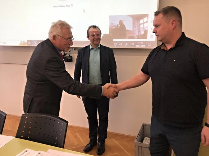 <p><strong>Foto:</strong> Univerzita Palackého/Tomáš Vašina: V soutěži zaměřené na spektroskopii uspěli dva vědci z UP</p>
