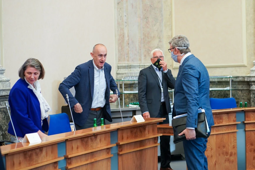 <p>Vědavýzkum.cz/archiv Úřadu vlády ČR: Návrh rozpočtu: Jasný signál stabilizace podpory vědy a výzkumu</p>
