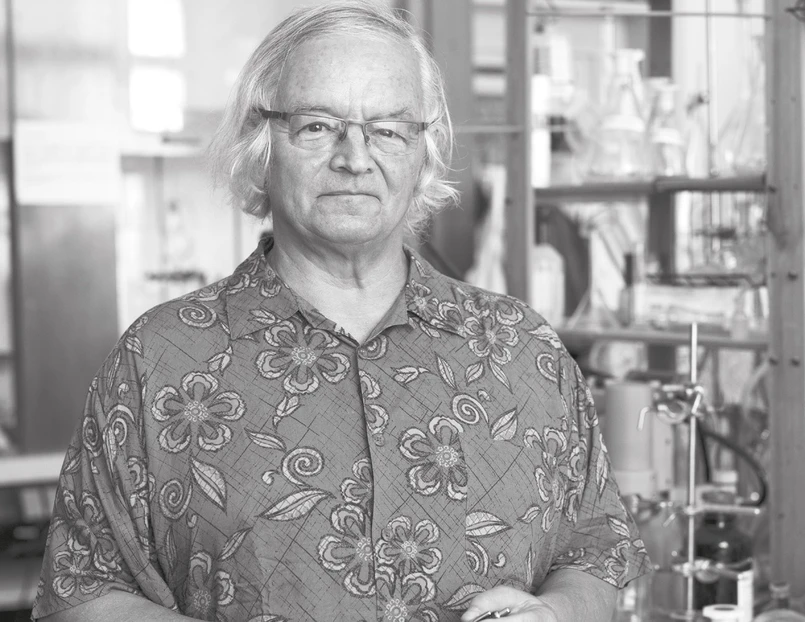 <p>Vysoká škola chemicko-technologická v Praze/Tomáš Princ: DYNAMICKÁ ROVNOVÁHA NA DOSAH? S chemiky z VŠCHT Praha o vědě a rovnosti</p>
