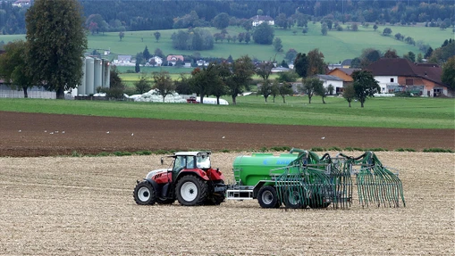 V zemědělských půdách se často vyskytují koktejly ze zbytků pesticidů